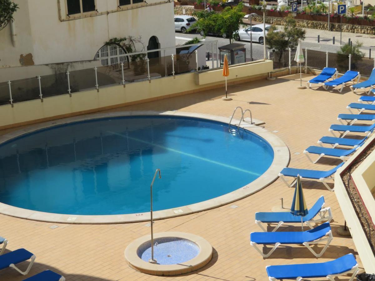 Apartamento T1 Com Piscina E Vista Mar - Praia Da Rocha Portimão Dış mekan fotoğraf