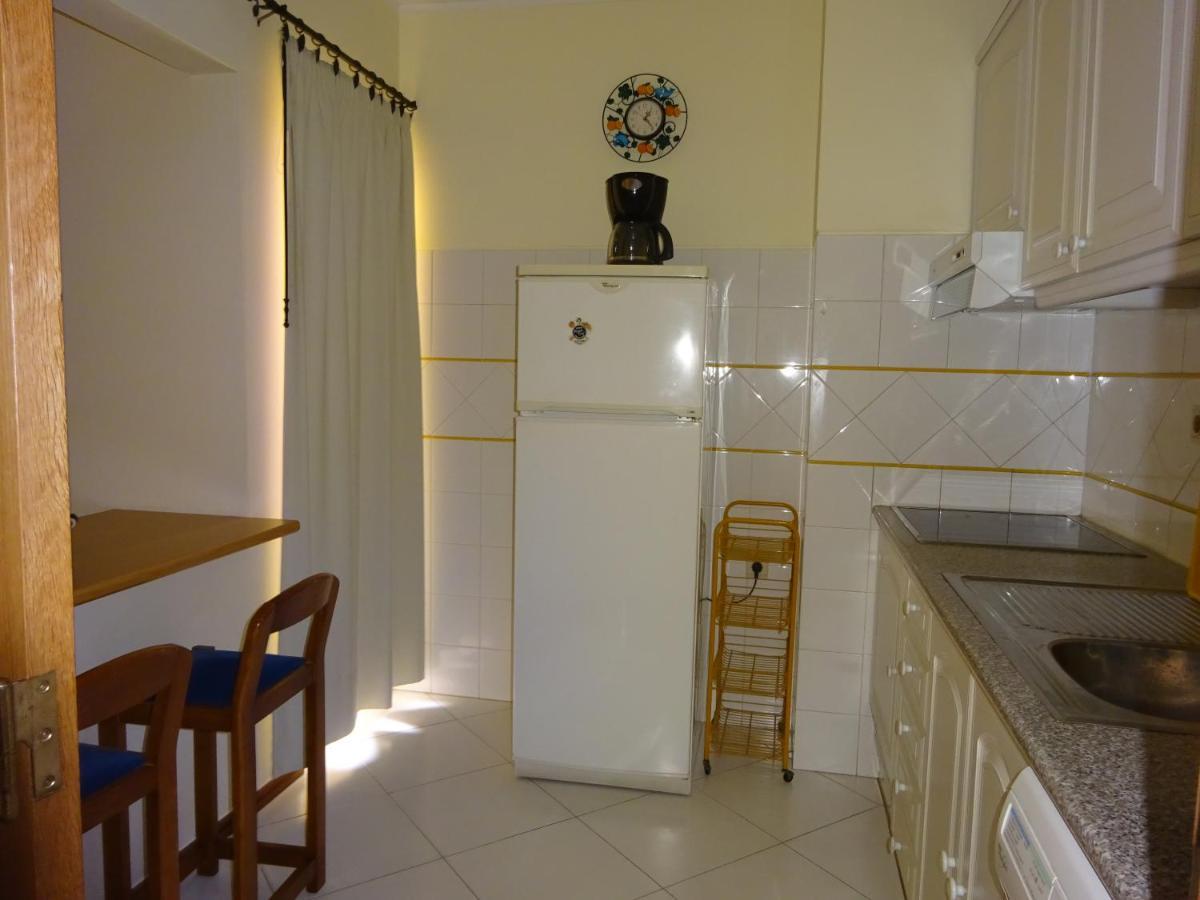 Apartamento T1 Com Piscina E Vista Mar - Praia Da Rocha Portimão Dış mekan fotoğraf